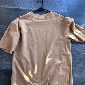 Uniqlo Airism Tee